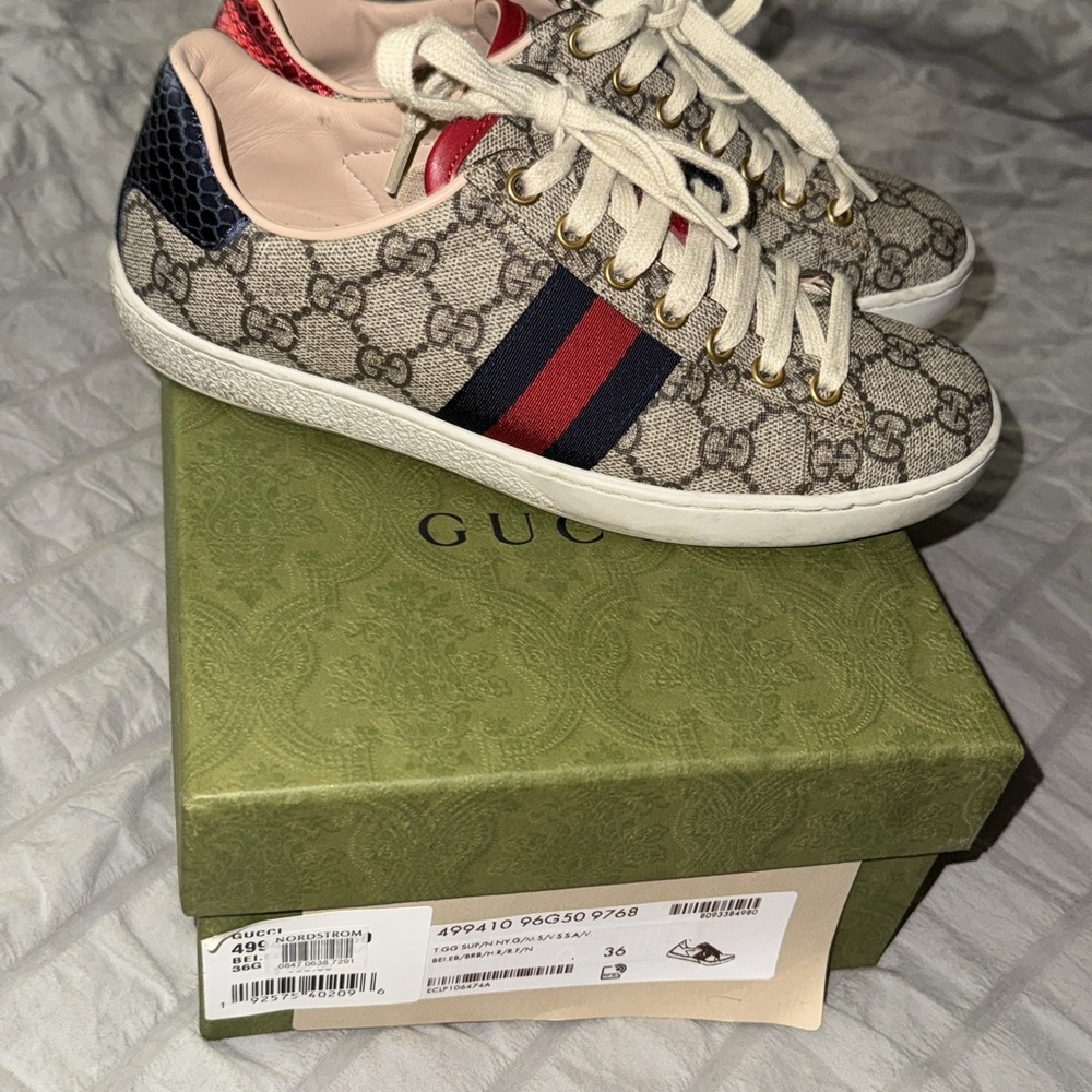 Gucci Beige Sneakers with Red and Navy Accents